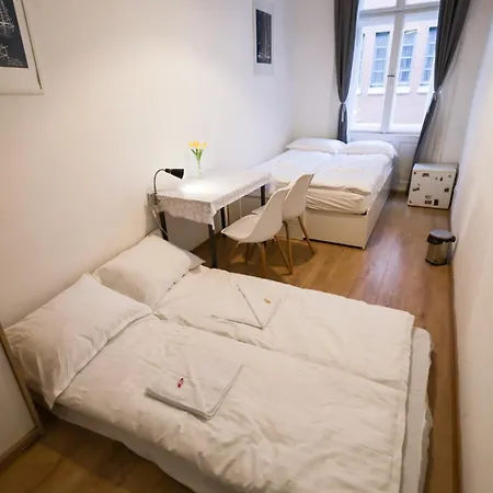Apartment Pest-port 4 For 16 Person *